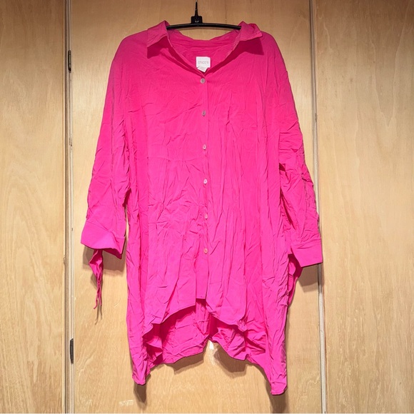 Chico’s Tie-Sleeve Slit-Hem Top. - Picture 2 of 6